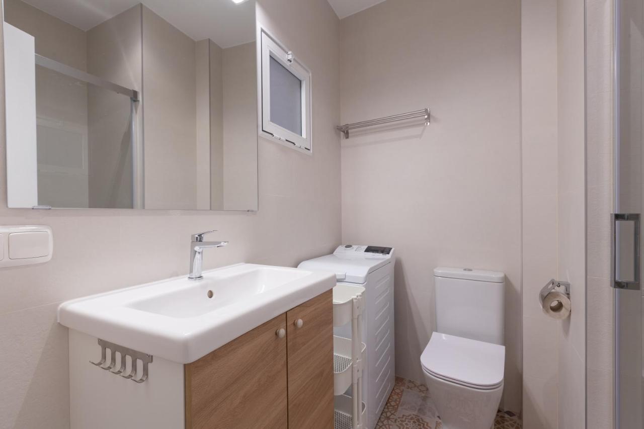 Puerta De Larios: Central Three-Bedroom Apartment With Balconies And Patio Малага Екстериор снимка