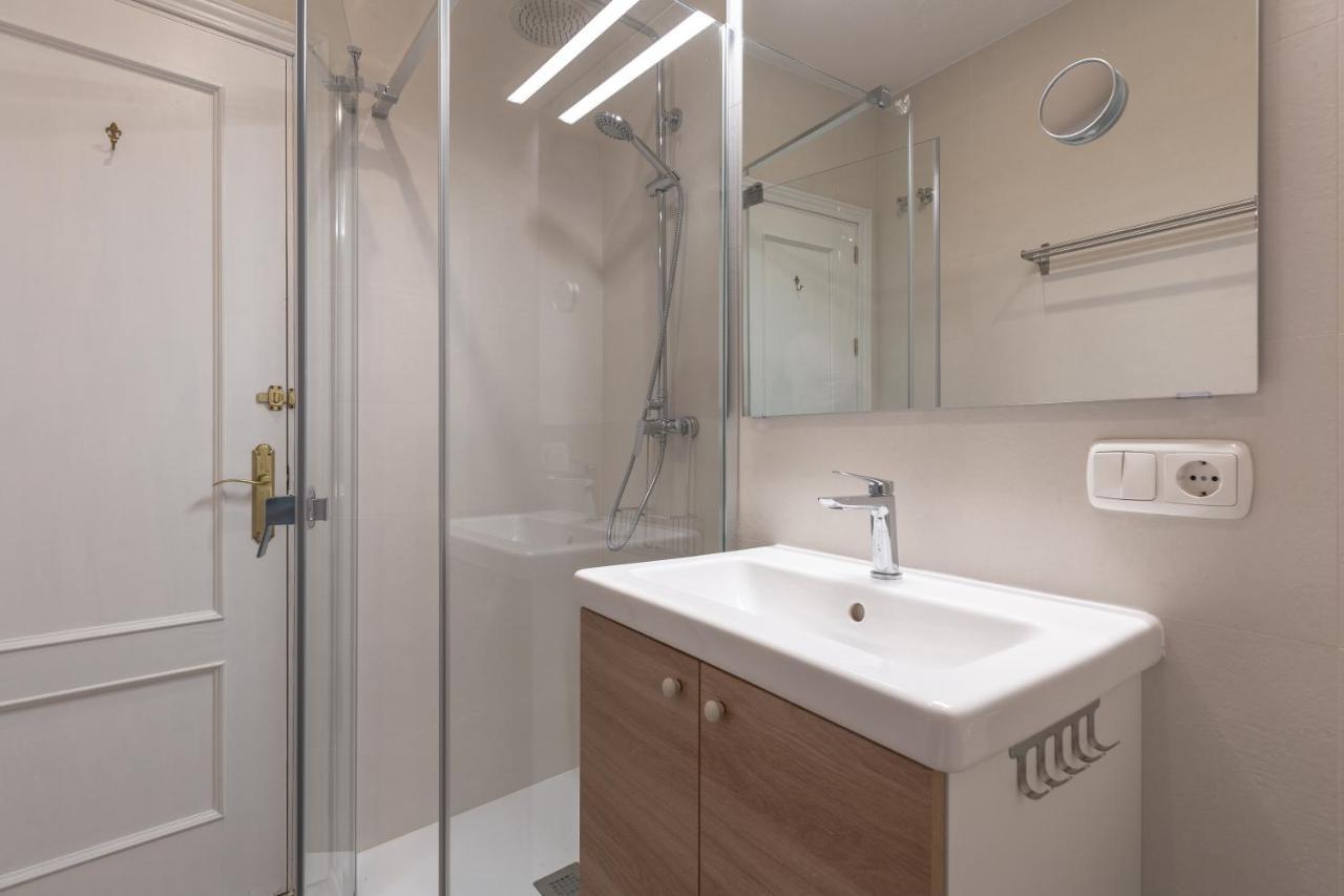 Puerta De Larios: Central Three-Bedroom Apartment With Balconies And Patio Малага Екстериор снимка
