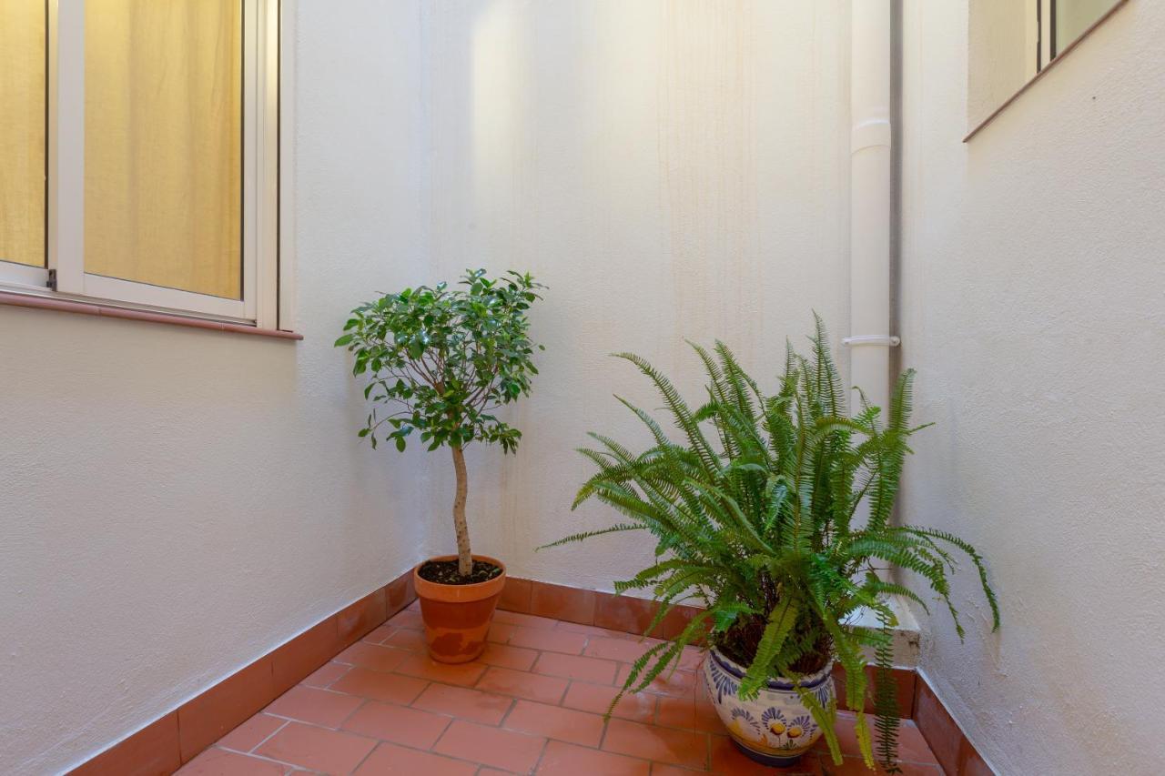 Puerta De Larios: Central Three-Bedroom Apartment With Balconies And Patio Малага Екстериор снимка